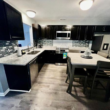 Luxury Townhome Jacksonville, Nc Extérieur photo