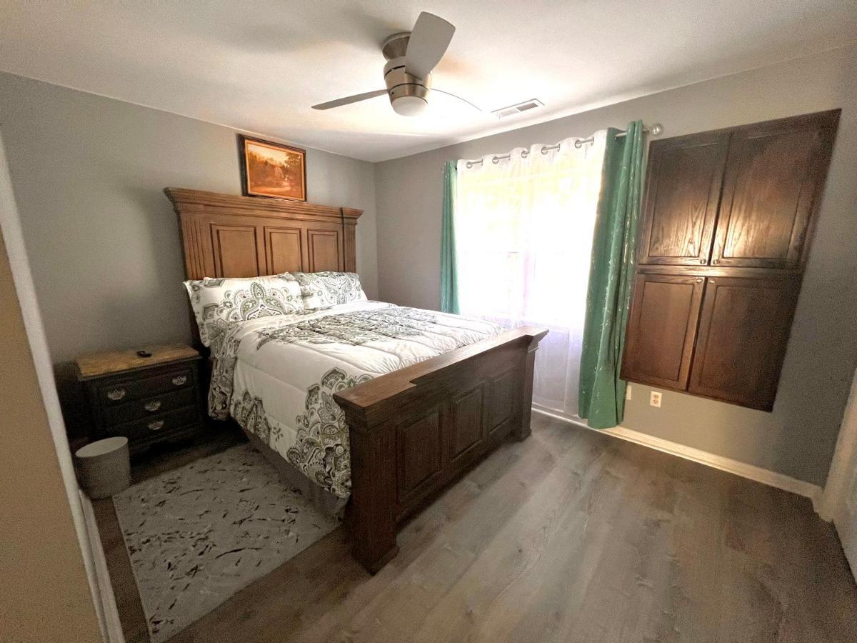 Luxury Townhome Jacksonville, Nc Extérieur photo
