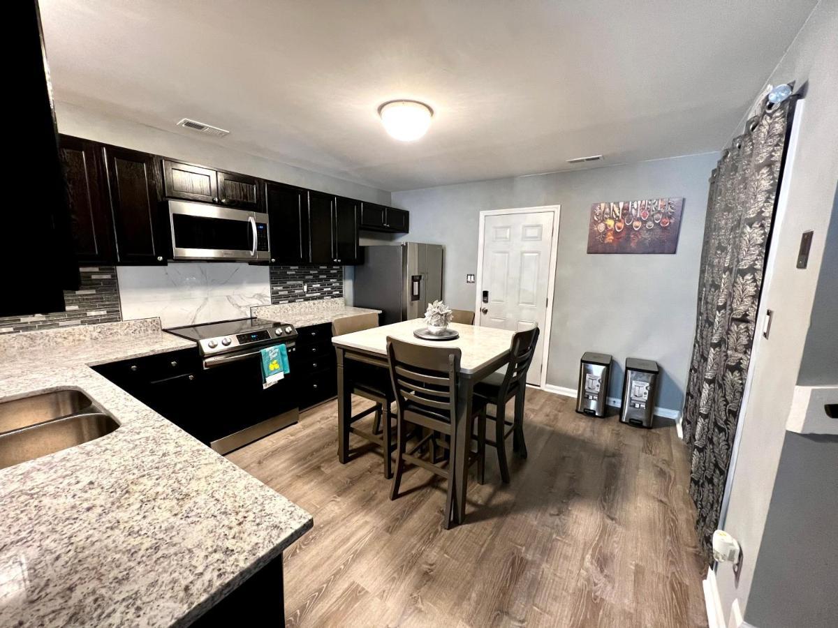 Luxury Townhome Jacksonville, Nc Extérieur photo