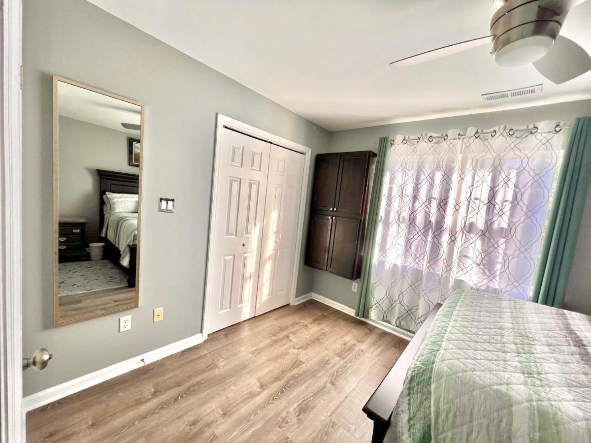 Luxury Townhome Jacksonville, Nc Extérieur photo